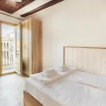 Historic Barcelona Gem 3Br By Boqueria